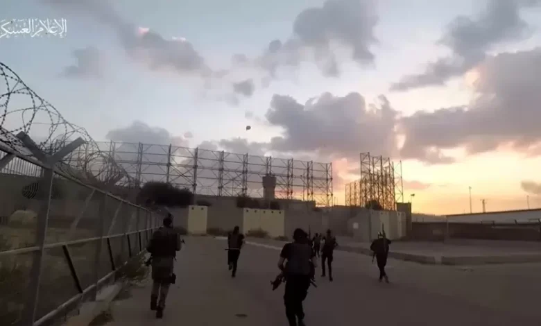 المعجزة الأمنية والتكنولوجية التي انهارت أمام حماس: تحقيق حول فشل الجدار الذكي القاتل