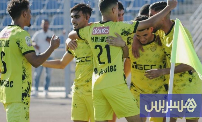 المغرب الفاسي يتصدر البطولة مؤقتا