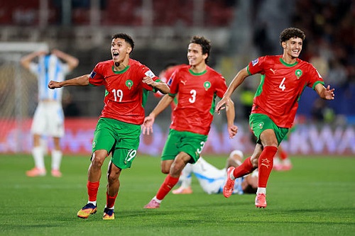 المغرب يتوج بكأس العالم للشباب على حساب الأرجنتين البطل التاريخي