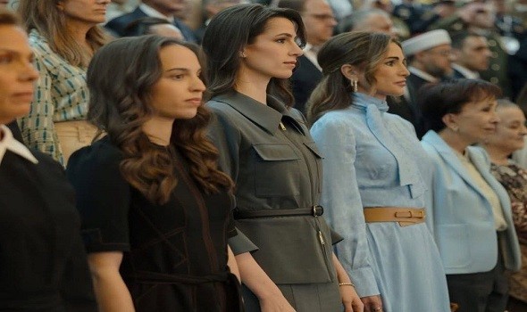 الملكة رانيا وسيدات العائلة الهاشمية يجسّدن الرقيّ الهادئ