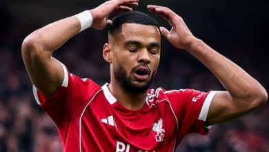 النحس يطارد جاكبو في كلاسيكو ليفربول ومانشستر يونايتد