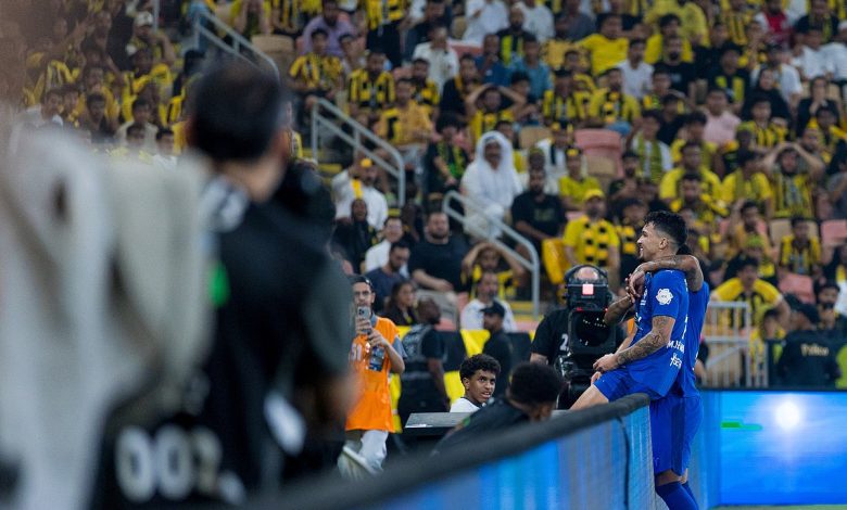 الهلال يحسم قمة دوري روشن بهدفين في شباك الاتحاد