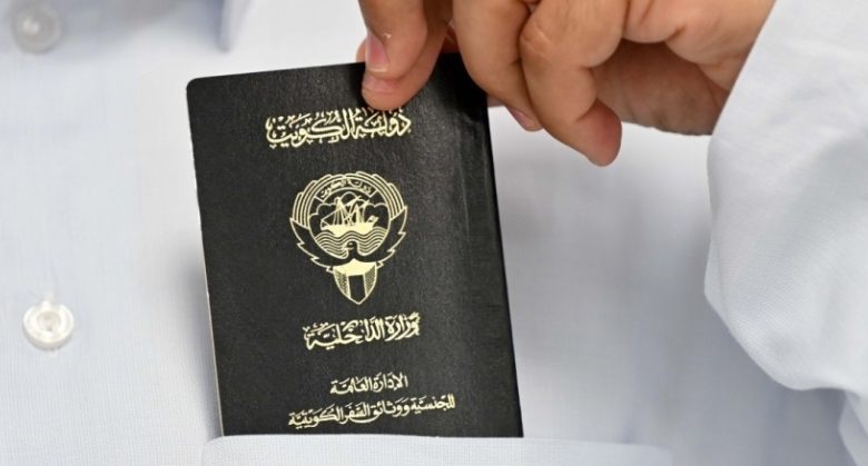 بلاغ وصور «يوتيوب» وDNA... خيوط أسقطت ناشطاً خليجياً زوَّرَ الجنسية