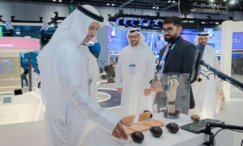 "تاتش رايب".. أول جهاز إماراتي للتحقق الفوري من نضج الفاكهة بالذكاء الاصطناعي