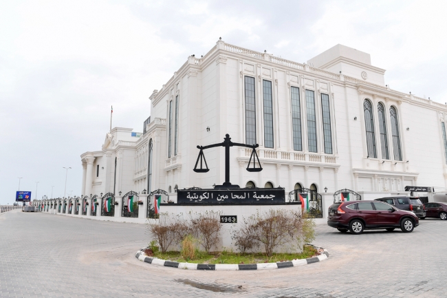 جملة ملاحظات على «مهنة المحاماة»