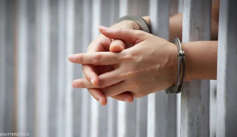 حبس مدرس بتهمة هتك عرض طالبة بالصف الرابع الابتدائي داخل مدرسة بالمنصورة