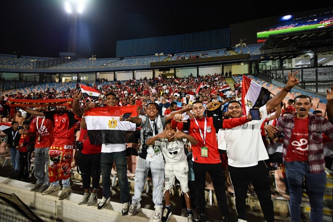 حضور جماهيري كبير في استاد القاهرة قبل مباراة المنتخب أمام غينيا بيساو