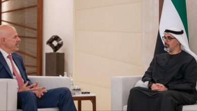 خالد بن محمد بن زايد يلتقي الرئيس التنفيذي المشارك لشركة "أوراكل"