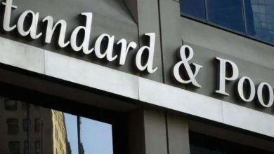 ستاندرد آند بورز ترفع التصنيف الائتماني لمصر إلى B والحافظ على النظرة المستقبلية المستقرة