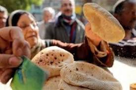 ضبط صاحب مخبز جمع 76 بطاقة تموينية للاستيلاء على دعم الخبز في طنطا