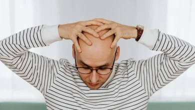 عقار لتساقط الشعر يستخدمه الملايين يرتبط بخطر الانتحار... ما القصة؟