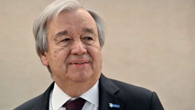 غوتيريش يتهم حماس بشن هجوم "إرهابي" ويطالبها بإطلاق سراح الرهائن فورا