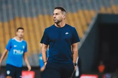 فيريرا يتحدى أنباء رحيله عن الزمالك بطريقة خاصة