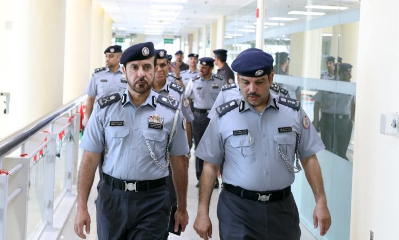 قائد عام ‎شرطة أبوظبي يتفقد مركز شرطة مدينة الظنة