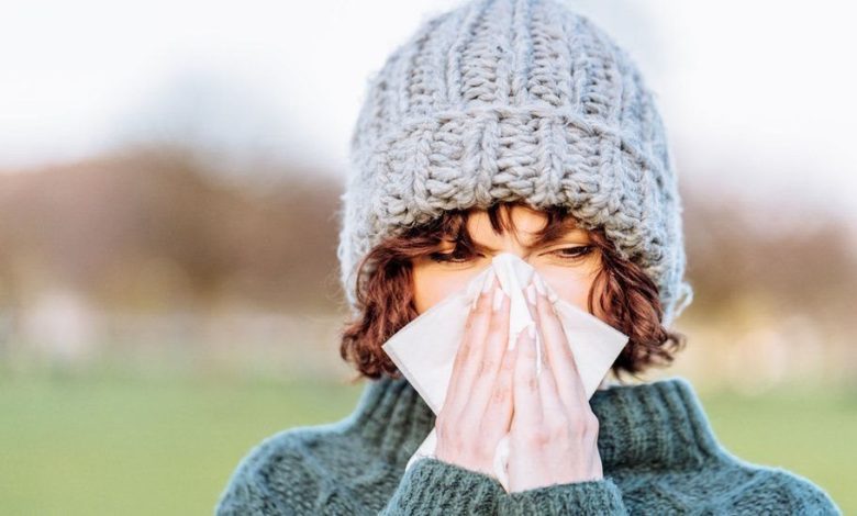 قبل الشتاء.. 7 عادات بسيطة تقوّي مناعتك وتحميك من نزلات البرد والإنفلونزا