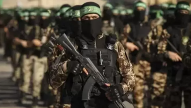 كتائب القسام تسلم جثث 4 أسرى إسرائيليين