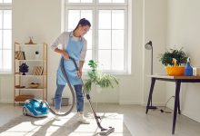 كيف تساهم الأعمال المنزلية في لياقتك البدنية؟