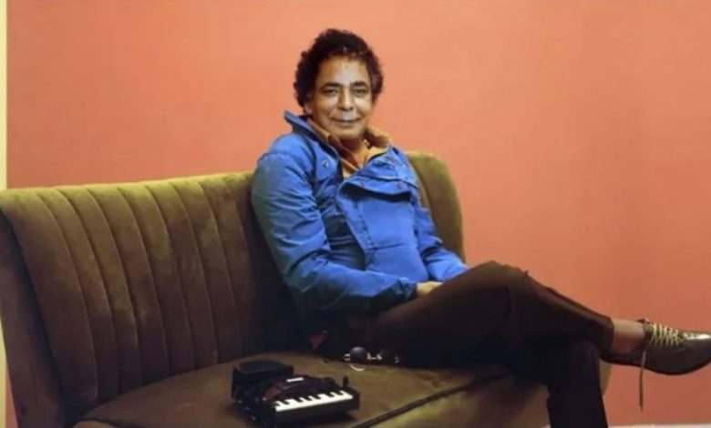 محمد منير: لا أستطيع العيش بدون غناء.. وهذه تطورات حالتي الصحية