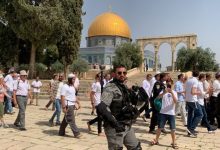 مستوطنون يقتحمون المسجد الأقصى بحماية شرطة الاحتلال