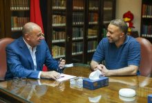 من بينهم سراج.. الخطيب يستقبل المرشحين المحتملين في انتخابات الأهلي
