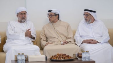 منصور بن زايد يعزي محمد علي عفصان المنصوري في وفاة والدته