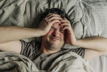 مواد غذائية تساعدك على النوم العميق دون الحاجة إلى أدوية...