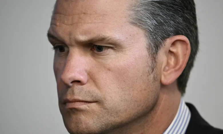 هيغسيث يأمر الجيش بتوفير العشرات من المحامين لوزارة العدل الأميركية