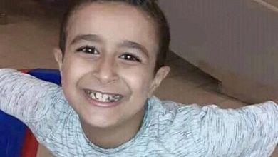 والد ضحية زميله بالإسماعيلية: صورة ابني لا تفارق خيالي بعد تقطيعه لأشلاء