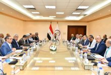 وزير الإنتاج الحربي يتابع مع رؤساء الشركات موقف المشروعات الجاري تنفيذها