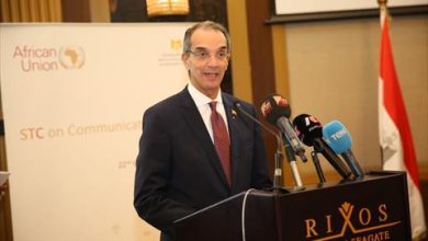 الدكتور عمرو طلعت وزير الاتصالات وتكنولوجيا المعلومات