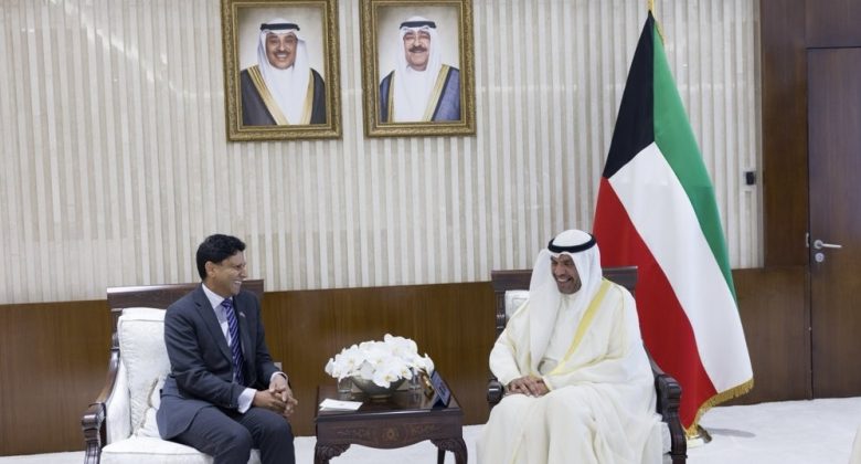 وزير الخارجية يتسلم أوراق اعتماد سفيري بريطانيا وأوكرانيا
