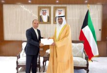 وزير الخارجية يتسلم رسالة من نظيره الإيراني