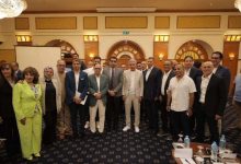 وزير السياحة يطالب بالتوسع في استخدام الطاقة النظيفة لتحويل المدن السياحيه لخضراء