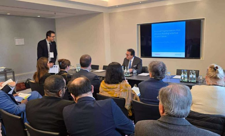 وزير الصحة يلتقي رئيس مكتب إفريقيا بمجموعة ميرك لتعزيز الشراكة في ملف الأدوية