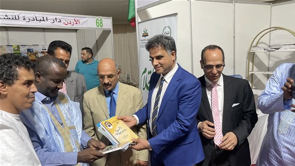 وزير العدل الموريتاني في زيارة نادرة لـ جناح " رسالة السلام" .. جسر بين الدين والإنسانية