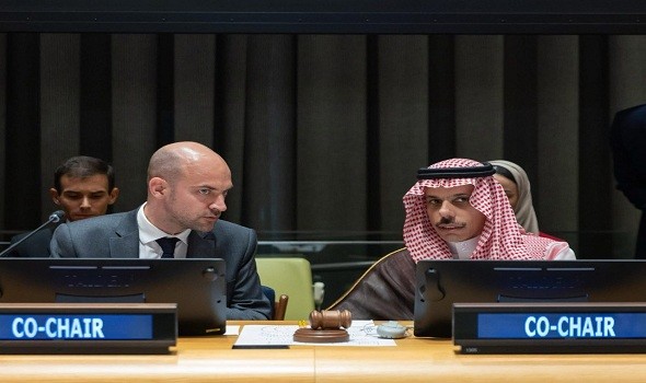 وزير خارجية فرنسا يؤكد أن حماس خسرت الحرب ويدعوها إلى القبول بوقف القتال