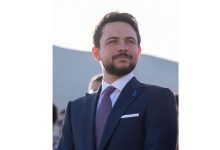 ولي العهد يلتقي ممثلين عن شركة بيرسون العالمية في لندن...