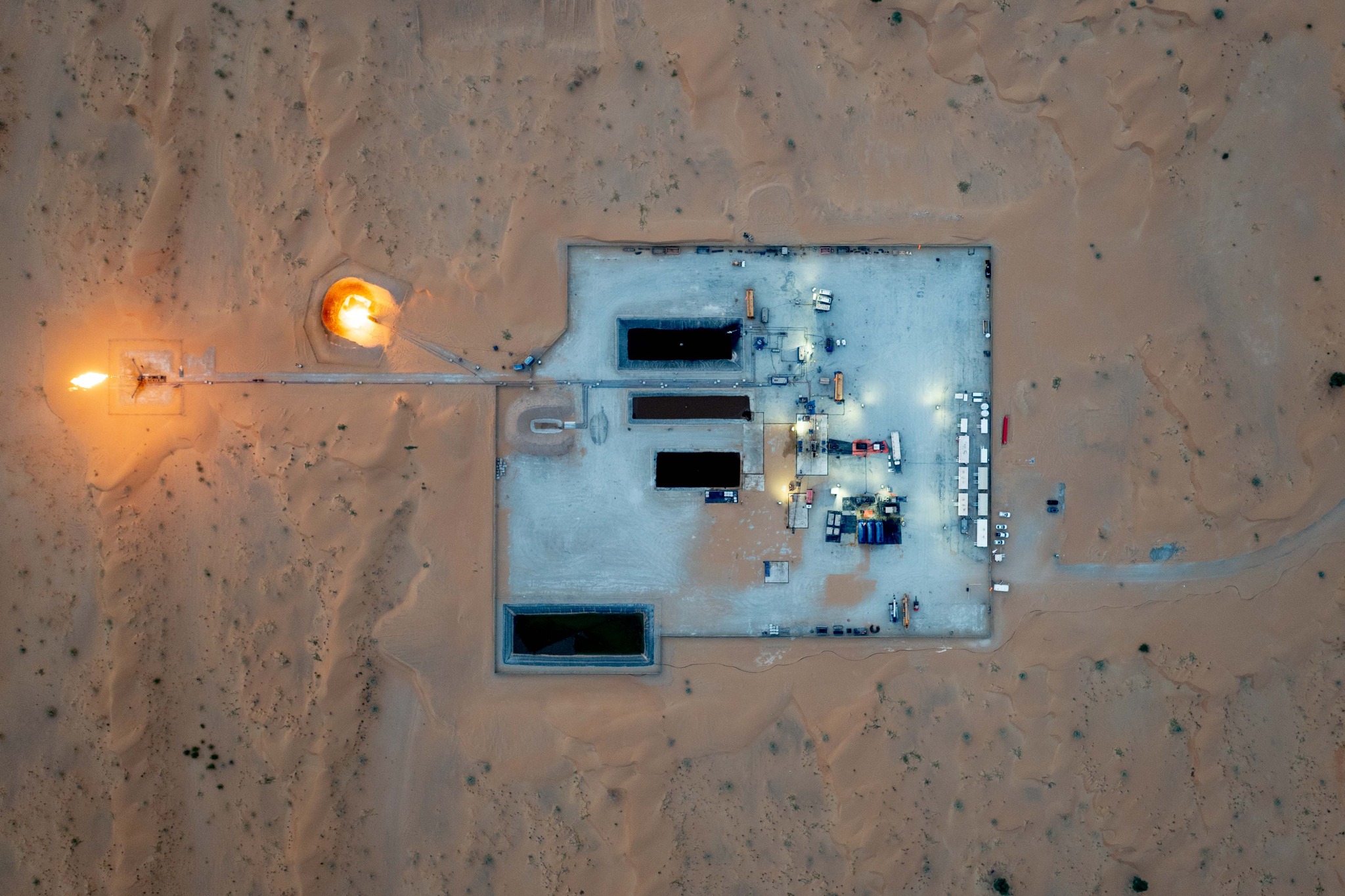 No photo description available.