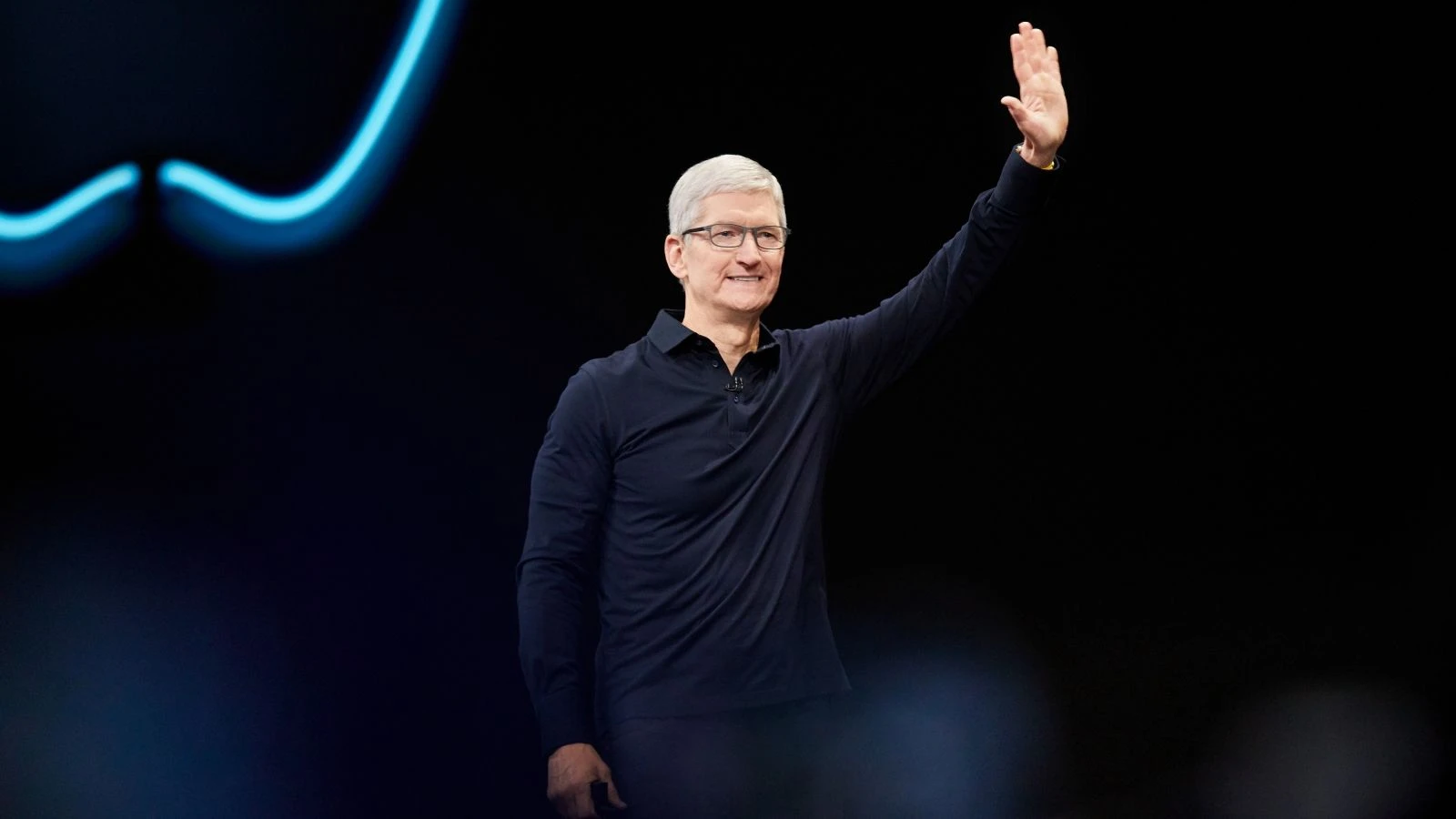 تيم كوك يستعد لترك قيادة آبل وجون تيرنوس أبرز المرشحين لخلافته