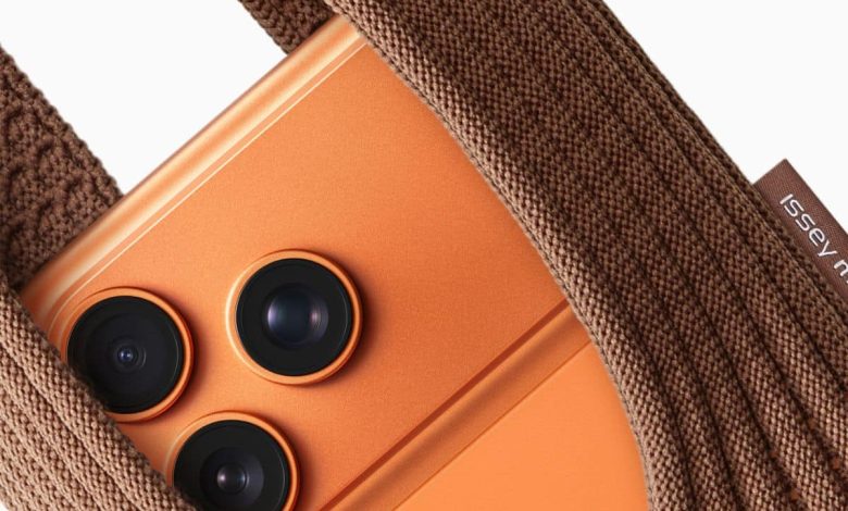 “iPhone Pocket”.. حافظة جديدة مثيرة للجدل من آبل لحمل هواتف آيفون