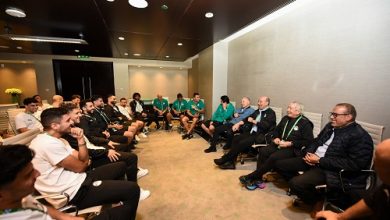 أبوريدة يحفز لاعبي المنتخب الوطني المشارك في كأس العرب