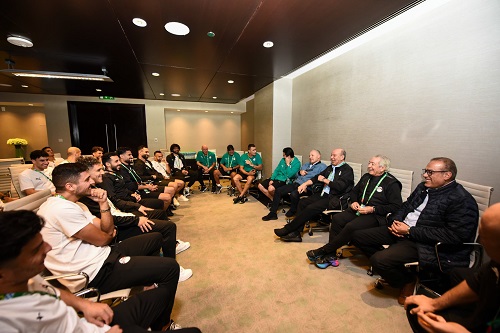 أبوريدة يحفز لاعبي المنتخب الوطني المشارك في كأس العرب