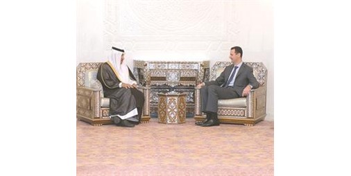 أجواء إيجابية عن اجتماع الأسد باللجنة العربية ومليون سوري احتشدوا في دمشق لتأييده