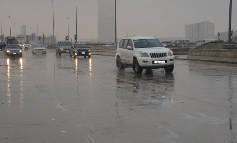 أمطار خفيفة.. توقعات حالة الطقس اليوم الأحد 18-5-1447 في المملكة