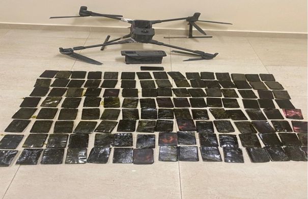 إحباط محاولات تهريب مخدرات باستخدام طائرة مسيّرة...