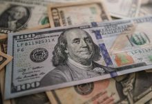 إدارة ترامب تدرس تعزيز الهيمنة العالمية للدولار وسط...