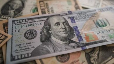 إدارة ترامب تدرس تعزيز الهيمنة العالمية للدولار وسط...