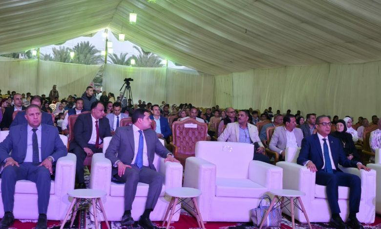 إدارة مهرجان الفيوم الدولي لأفلام البيئة يشاركون في افتتاح مهرجان تونس للخزف والحرف اليدوية