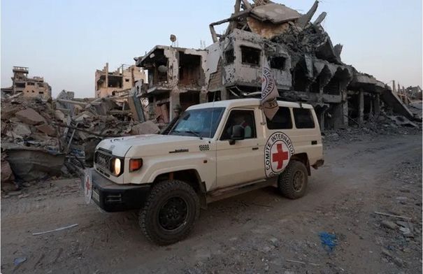 إسرائيل تتسلم جثة محتجز من "حماس" في غزة