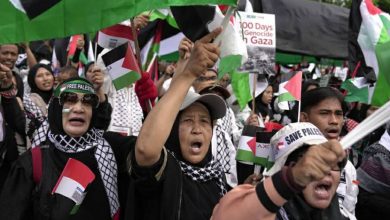 إندونيسيا: أكبر هيئة إسلامية تطالب رئيسها بالاستقالة فورًا بعد استضافة أكاديمي مؤيد للاحتلال 